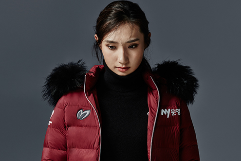 버건디 FUR 패딩으로 고급스럽게! 마스터바니 에디션 김민선 프로 겨울 골프패션 / 